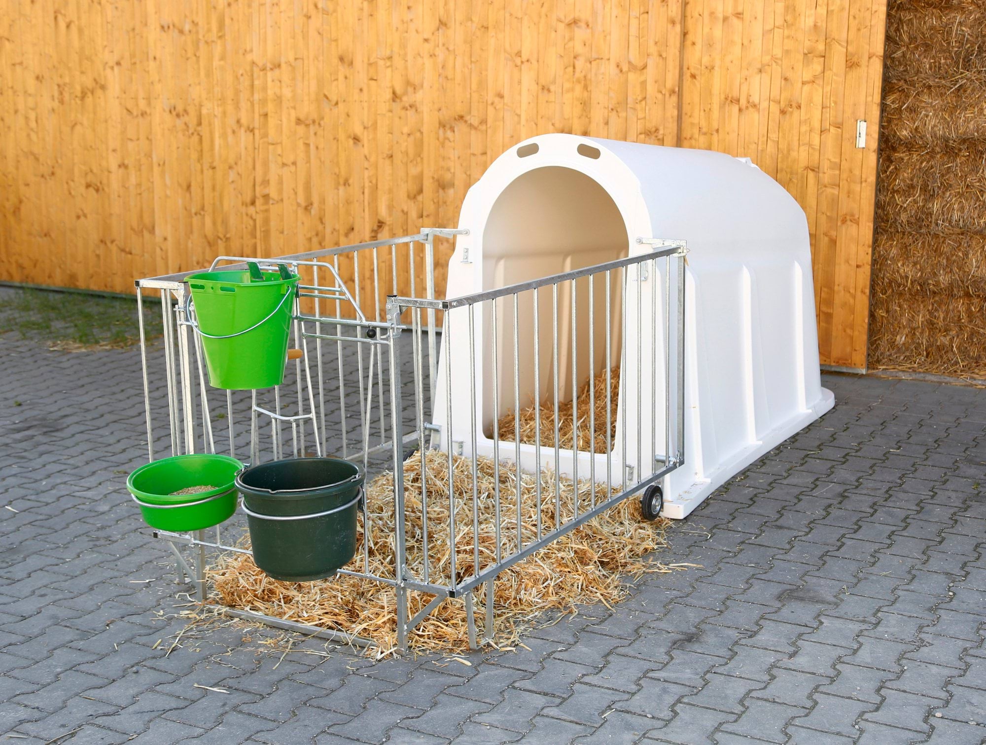 Будиночок для телят CalfHouse PE UV+ з важким огородженням, Canagri