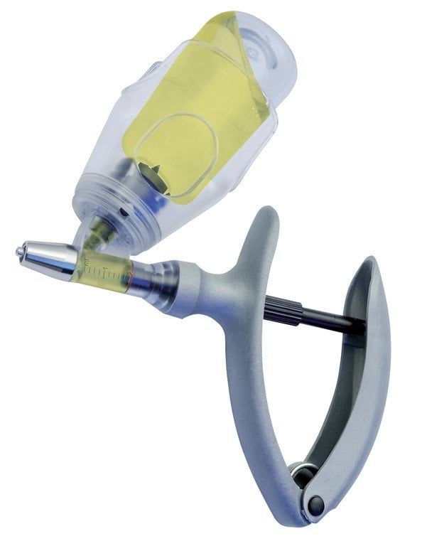 Шприц HSW ECO-MATIC® з насадкою для пляшки, Luer-Lock, 5,0 мл, дозування 0,5 - 5,0 мл, Kerbl